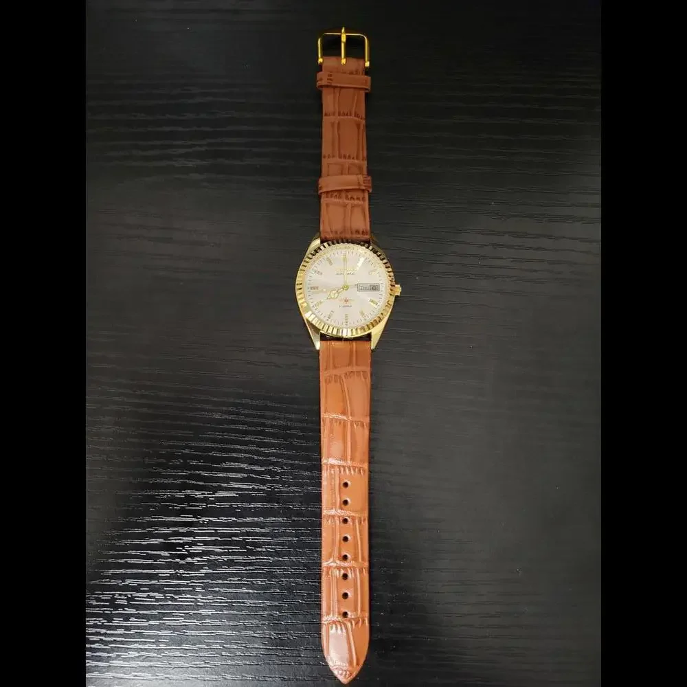 Citizen pristine without